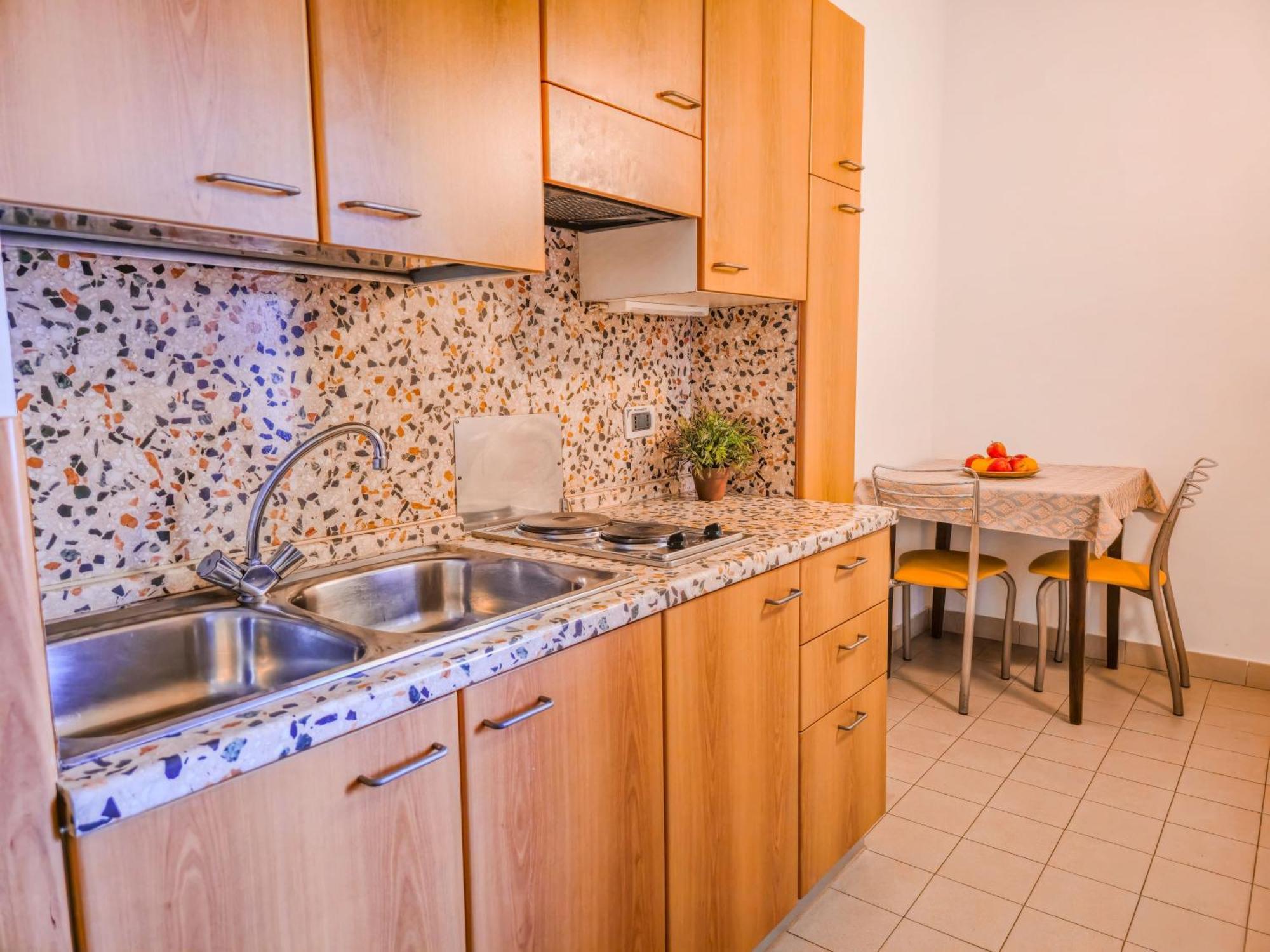 Englovacanze 2* Riva del Garda