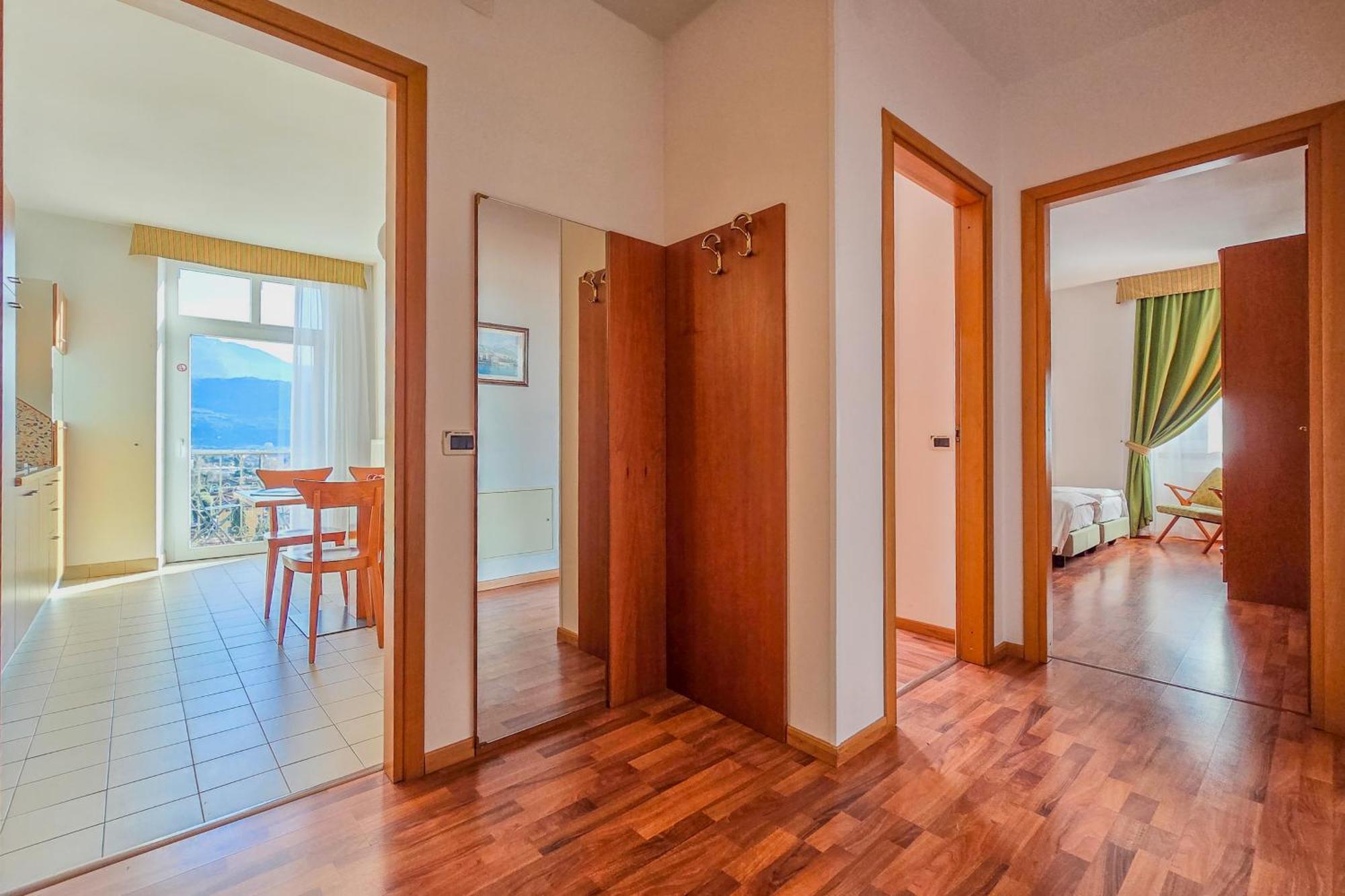 Englovacanze Aparthotel