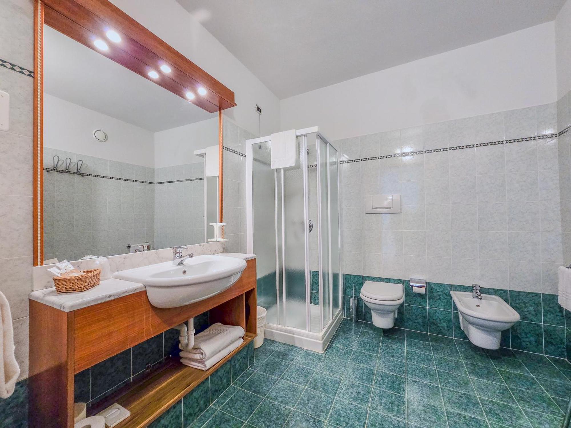 Englovacanze Aparthotel Riva del Garda